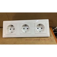 STOP CONTACT 3 GANG WHITE K1 BOTON STOP CONTACT + STOP CONTACT + STOP CONTACT 3 GANG BOTON K1