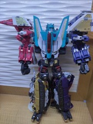 無盒齊件  變形金剛 transformers tfc 煞星 初版