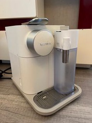 Nespresso Gran Lattissima 清新白色咖啡機