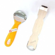 KAYU Coconut Grater Coconut Grater Plastic Coconut Grater Coconut Grater Wooden Coconut Grater Knife