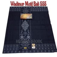 555 Sarung Wadimor Bali hitam motif