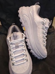 Hoka One One Tor Summit 全新男裝行山鞋