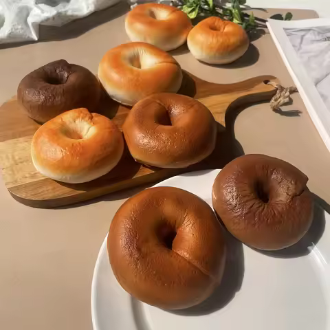 10cm Artificial Bagel Bread 3 Pack Fake Food Model Simulation Bagel Photography Props Home Kitchen B