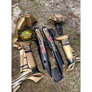 HITAM Fiz R F1z R Fiz R Body Cover Fullset Gold - Black, YAMAHA F iz R Smooth Body Set Cover