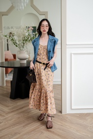 พร้อมส่ง Set เสื้อกั๊กยีนส์ + เดรสสายเดี่ยวลายดอกมินิชายระบาย + เข็มขัด งานป้ายvshopbrand