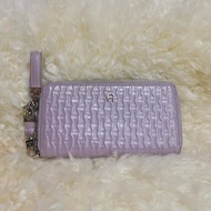 AIGNER Light Pink Leather Zip Around Wallet 德國輕奢 艾格納 皮革壓紋 拉鍊手拿包 長夾 皮夾 錢包 卡夾 二手精品