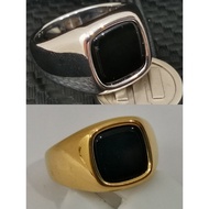 Stainless Steel Men's Ring With Black Stone . Cincin Steel Lelaki Dengan Batu Hitam.