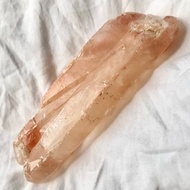罕有雙生雙尖 印記蝕刻水晶 紅水晶 紅晶 紅兔毛 晶簇 水晶原礦