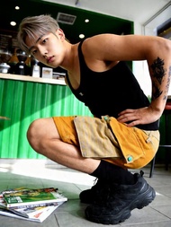 TIMBEE LO 薑黃橘拼色風琴巨袋短褲 運動風棉質帆布立體軍袋褲款