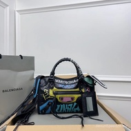 Balenciaga Paris Home Hot Sale Graffiti Burst Goatskin Pair Version Sheepskin Cute Mini City Ready S