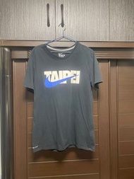 二手/Nike TAIPEI CITY T 短袖 短Tee 黑色 棉質 圓領 男