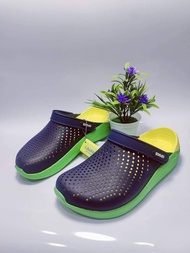 รองเท้า Crocs LiteRide Clog รองเท้าลำลองรัดชน  สีมาใหม่ 40---46  สีน้ำตาล เหมาะกับผู้ชายมากเลยค่ะ