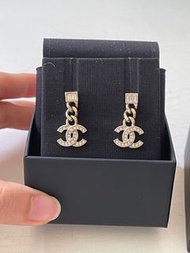 全新 Chanel classic cc logo Earrings cc logo耳環
