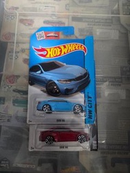 【BMW M4】（每部40蚊）全新風火輪紅色和淺藍色寶馬“M4”玩具超級跑車模型車 hotwheels red and light blue color bmw m4 toys car