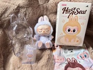 放：Labubu 2.0 坐坐派對-💜美滋滋zizi 連保護殼（卡、盒、袋 全齊）