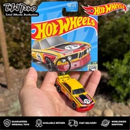 GANTUNGAN Hot Wheels BMW CSL Keychain, 1973 BMW 3.0 cls Keyring, Yellow Bmw Charms - KEYRING - KEYCH