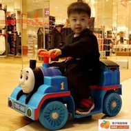 【橙子商鋪總店】-【可坐人小火車】新款兒童托馬斯小火車電動四輪汽車可坐可騎充電玩具車