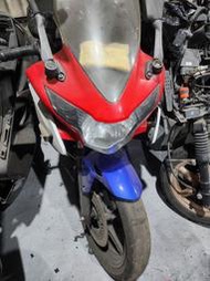 &lt;拆騎阿CCR&gt; 2016 HONDA CBR250R 零件車 拆賣 殺肉 高雄 白藍紅色