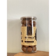 Cracked Dried Macadamia Nuts (Macadamia)