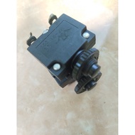 Circuit Breaker 4A 32V DC 125/250VAC 50/60HZ