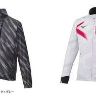 美津濃外套兩件打包 灰色L碼，白色XL碼有明顯瑕疵；慎購！可以議價