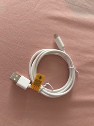 白色 USB-A 轉 Type-C 充電線
