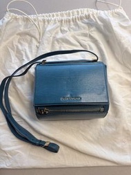 Givenchy pandora box