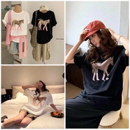 WGWE W9472 oversize t-shirt with horse print on boots 9472