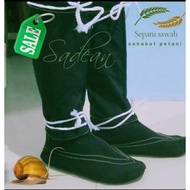 Anti-snail Shoes Special for Rice Farmers Made of Scuba Elastic Fabric