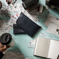 Mercury 真皮護照皮夾 多夾層卡夾 登機證 紙鈔夾