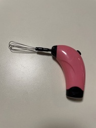 [買/以物易物] Daiso迷你電動打蛋器/小型發蛋器 烘焙神器 小朋友/兒童適用