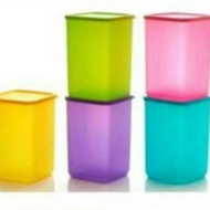 TOPLES TUPPERWARE KW/TOPLES MIRIP TUPPERWARE sedang