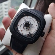 seven Friday watch fashion unisex with box