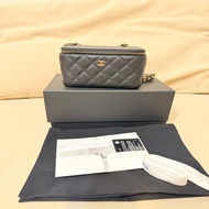 CHANEL 黑 金鍊 荔枝皮 方盒子 斜背