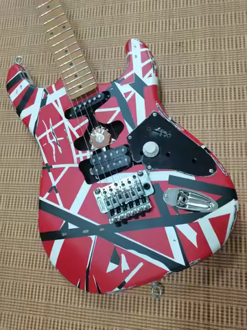 6-string EVH electric guitar, roasted maple fingerboard neck, vintage, silver accessory vibrato brid