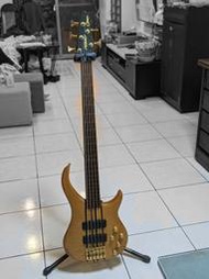 【降價】【含淚廉售】無琴格貝斯Peavey Cirrus 5 FL fretless bass