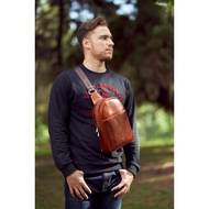 Santa Barbara Polo & Racquet Club Men Oil-tanned Leather Chest Bag 0961018-001