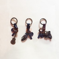 GANTUNGAN Vintage Retro Keychain Guitar Skull Cowboy 4 Fingers