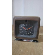 Nissan E23 room clock - E23 Jam - E23 Clock - Nissan E23