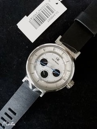 ISSEY MIYAKE 三宅一生 W MINI 系列 真皮手錶 SILAAB02Y (39mm)