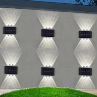 2 ชิ้น โคมไฟผนังพลังงานแสงอาทิตย์ขนาดเล็ก กันน้ำ 6 LED/8 LED/10/12 LED สีดำ ส่องสว่างขึ้นและลง เหมาะ