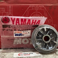 ROLLER HOUSING 2DP-E7620-00 NMAX N MAX N-MAX ORIGINAL YAMAHA