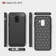 Samsung A8+ 2018 拉絲炭纖維機背軟膠保護套