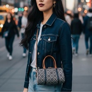 Tory Burch T-Monogram 迷你波士頓/酒桶包