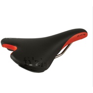 Fizik Saddle Road, Antares Versus X Kium