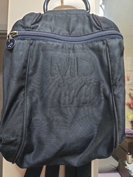 Mandarina Duck 黑色背包