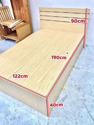 ✨包送貨）超靚✨雙人床架 4x6尺 ( 四尺床架 // 超大儲物空間 // / 4尺床架 // 二手傢俬 // 雙人床