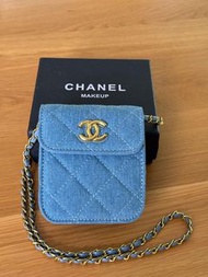 Chanel 丹寧斜背包