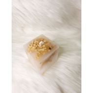 Artisan & Aromatic Handmade Candle - Luxury Gold Foil Candle