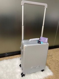 Fila 20 吋鋁合金框登機行李箱 53 x 23 x 38cm